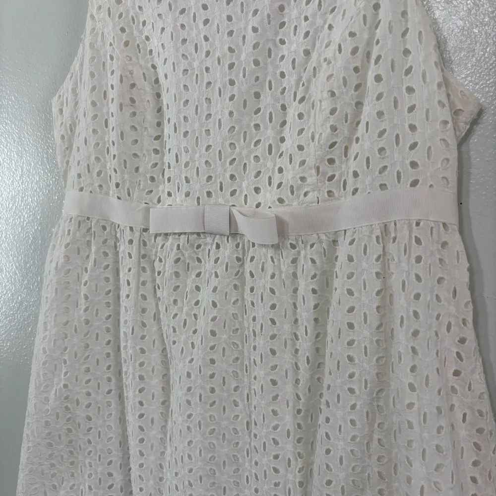 F.A.N.G White Lined Eyelet Lace Dress Size M Easter Spring Size M - Image 4