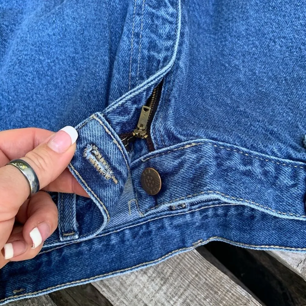 Vintage 90s high rise wide leg jean shorts Size 13/14 Blue - Image 8
