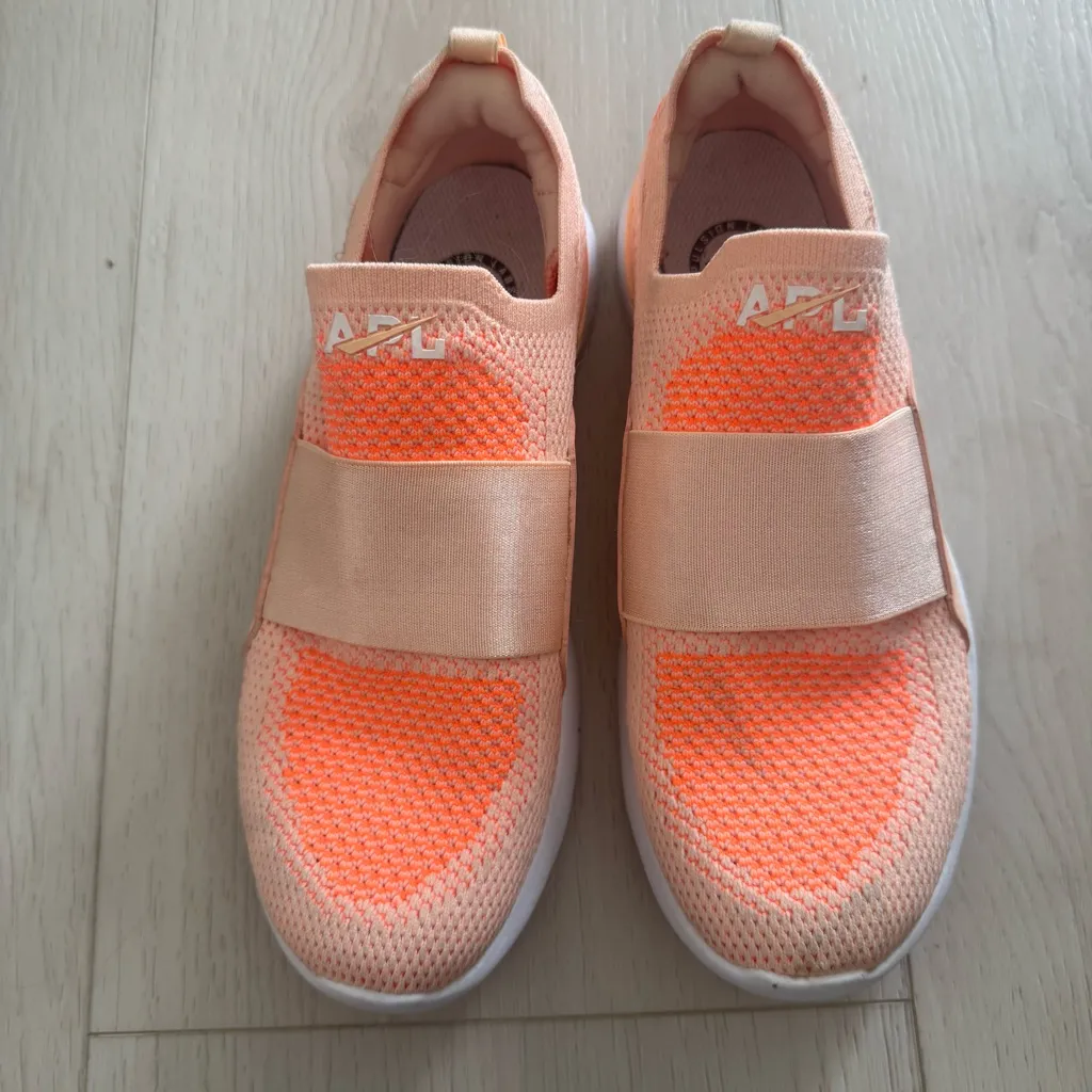 APL Women's TechLoom Bliss - Image 3