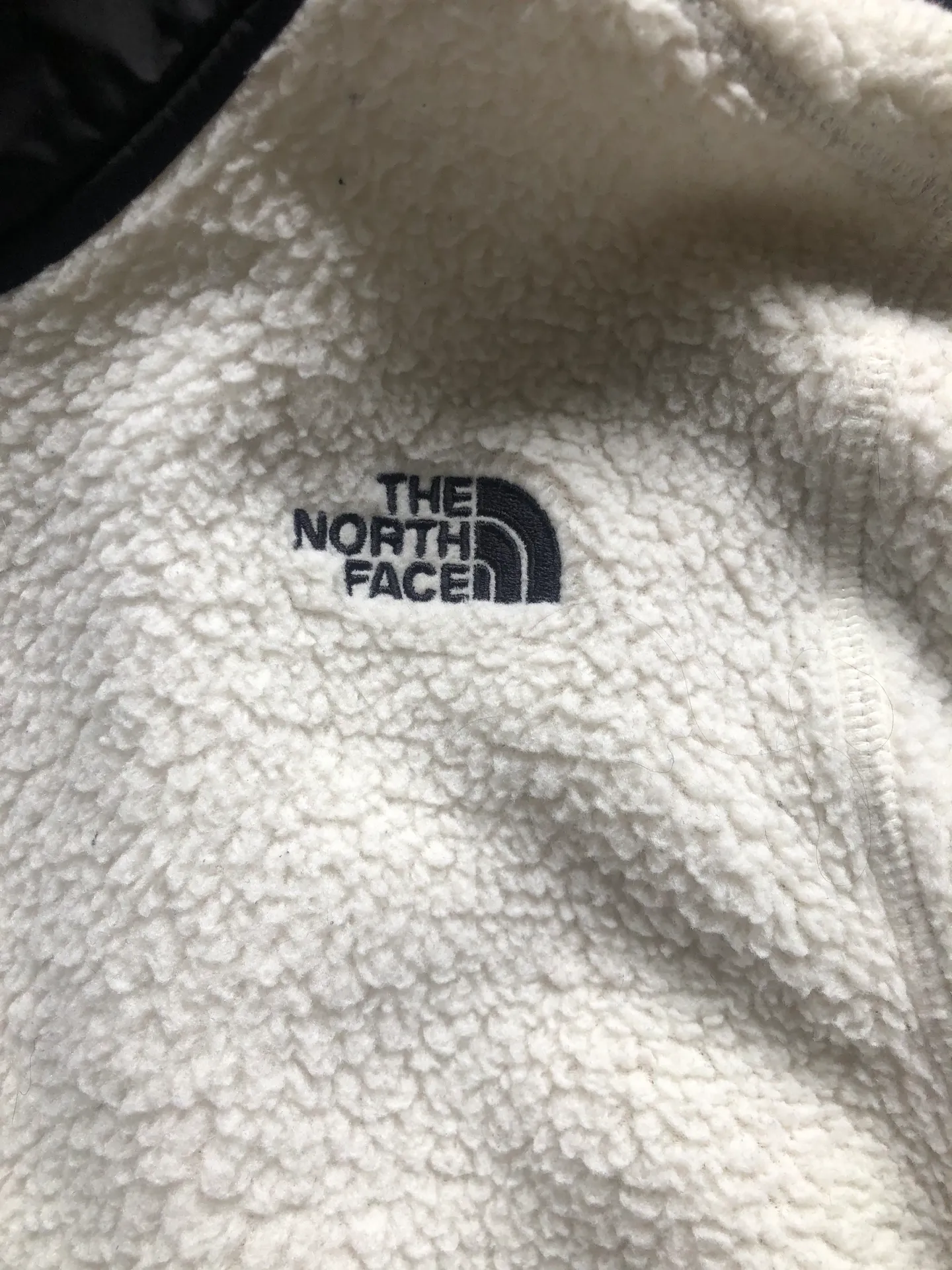 The North Face Lightweight Zip Up - Image 4
