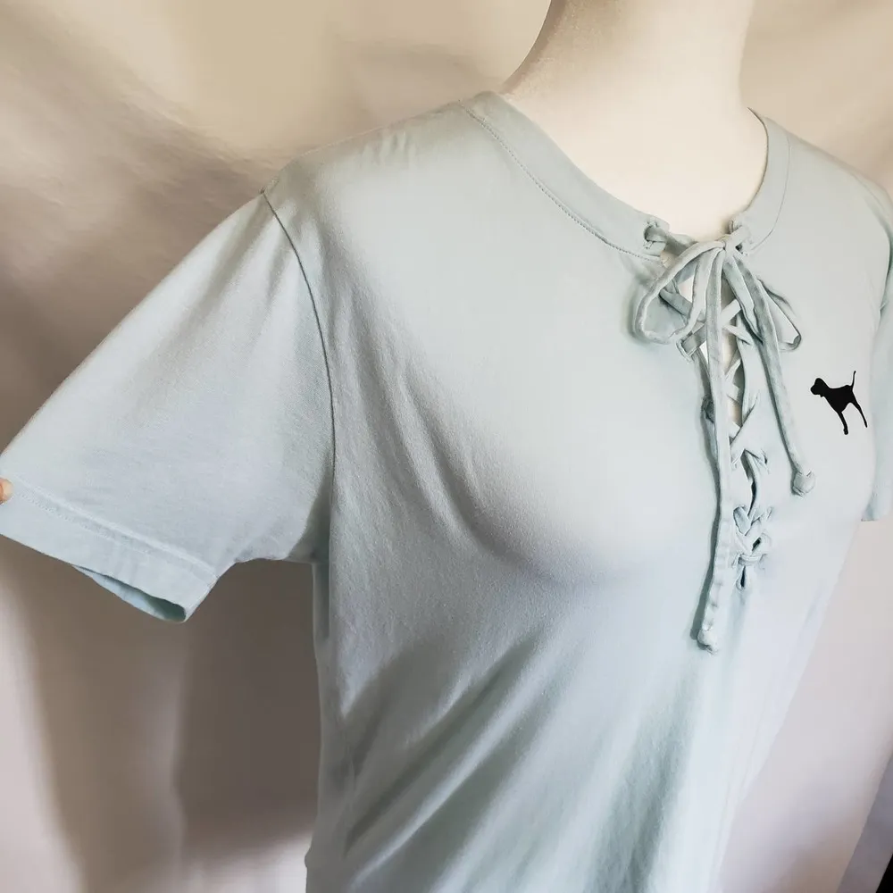 Victoria's Secret PINK Lace Up Womens Top Size XS Short Sleeve dog Logo - Image 5