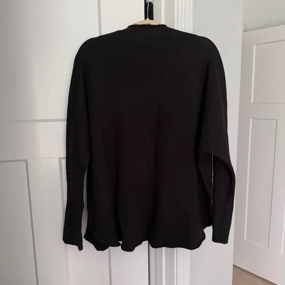 Frank & Eileen EFFIE Long-Sleeve Funnel Neck Capelet Black Triple Fleece - Image 5