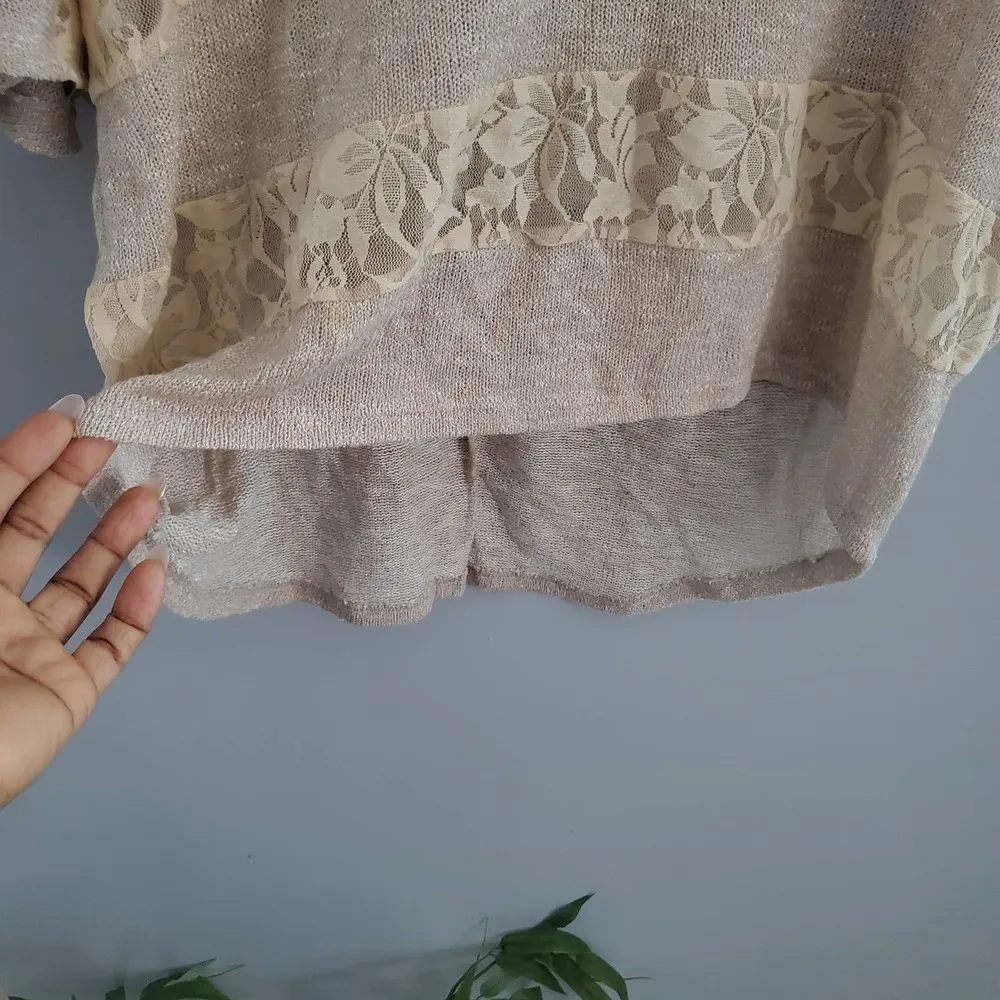 Moon Collection Batwing Short Sleeve Lace Panel Lightweight Sweater Top Size XL - Image 4