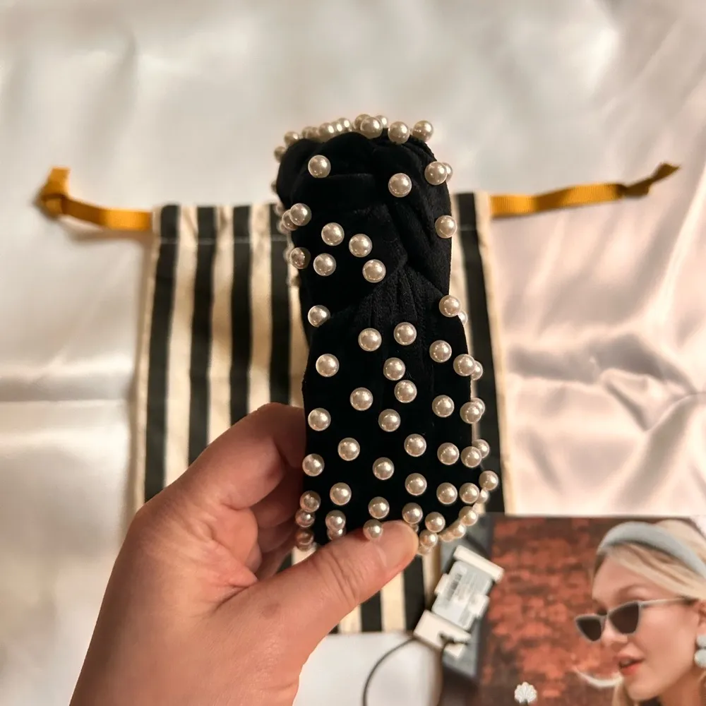 Black Headband with Pearls - Image 8