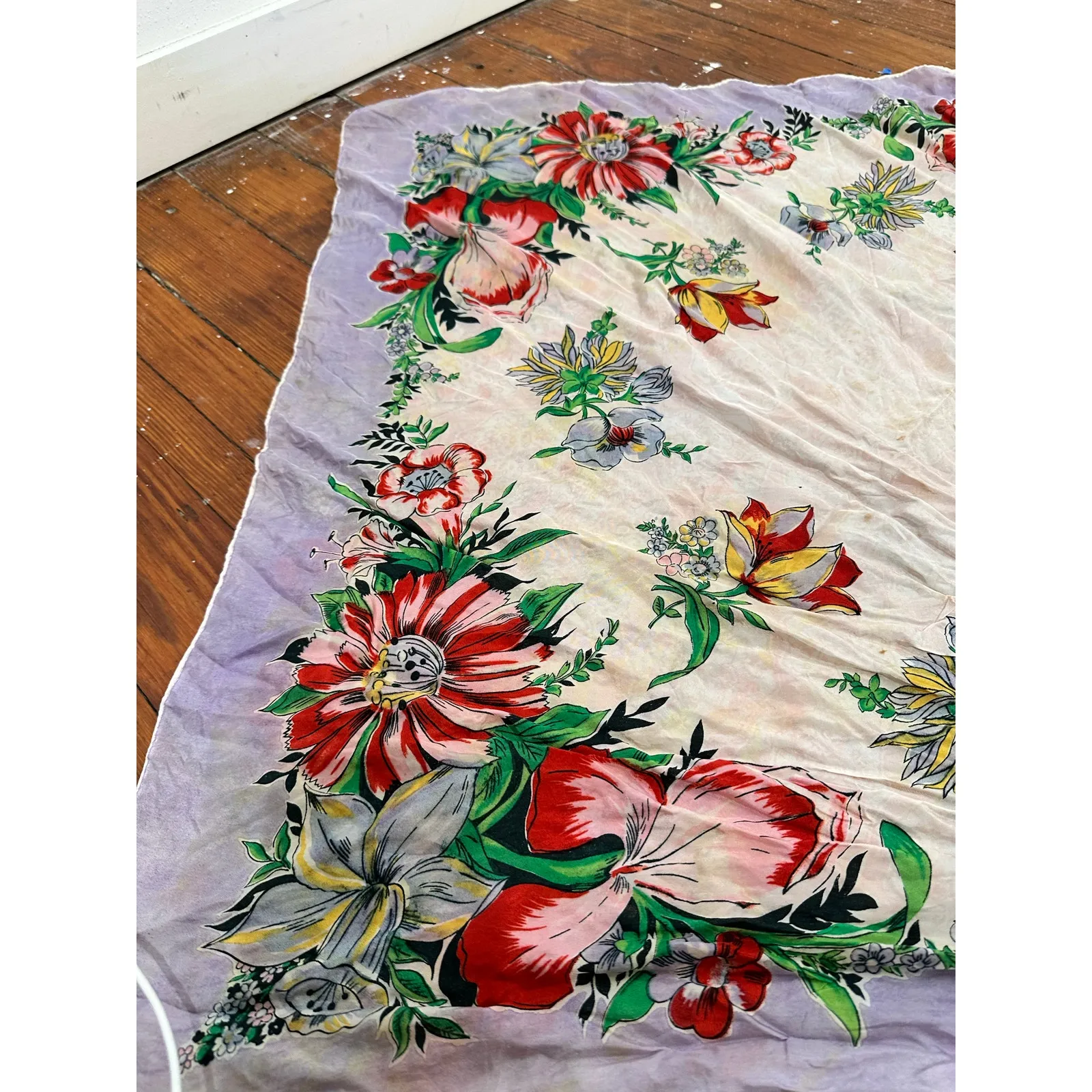 Vintage FLORAL White Red Silky Scarf Small Tablecloth Roses Headwrap Scarf - Image 3