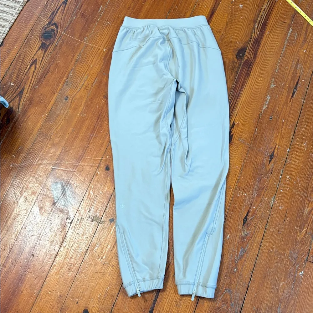 Lululemon Athletica Adapted State High-Rise Jogger Beige Size 2 - Image 4