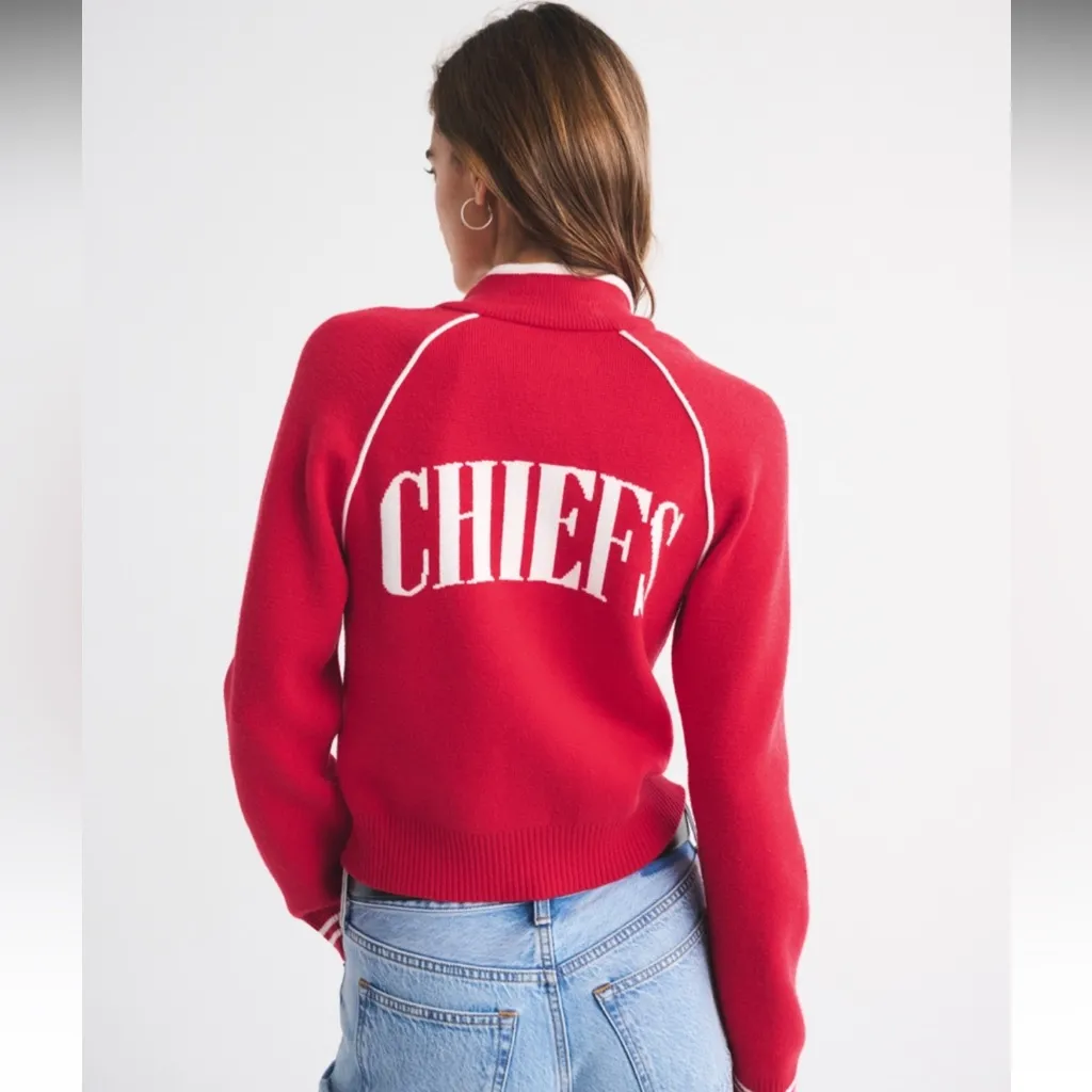 NWT Abercrombie & Fitch NFL Kansas City Chiefs Red Mockneck Zipper Cardigan S - Image 6
