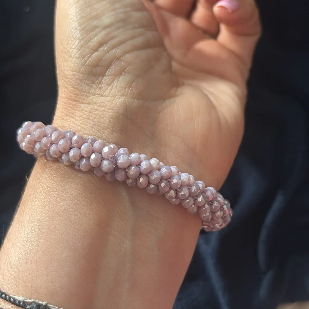 RETAIL $50 Kinsley Armelle Isabella Collection Lilac Bracelet (Limited Edition) Purple - Image 4