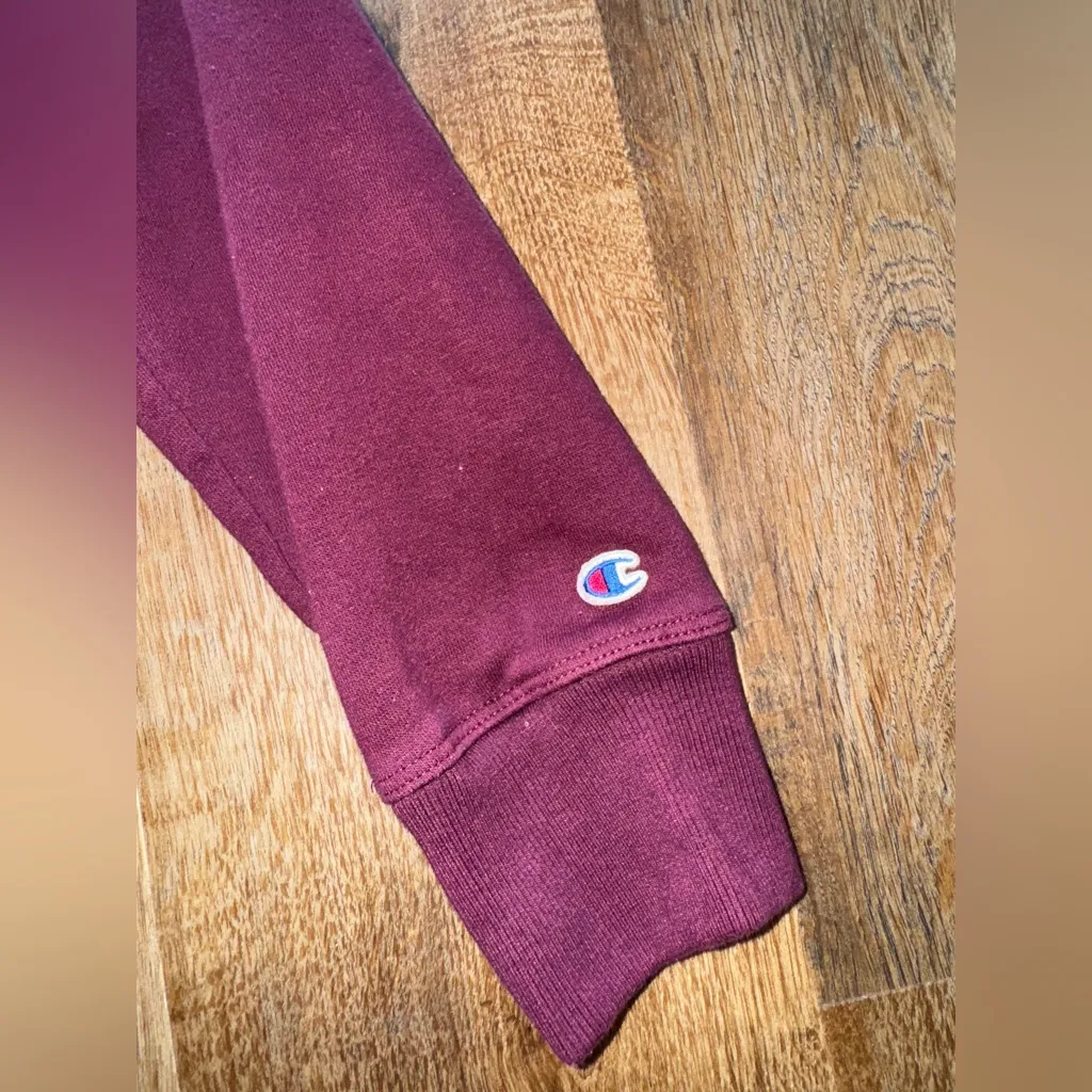 Champion Women's Maroon Hoodie - Image 5