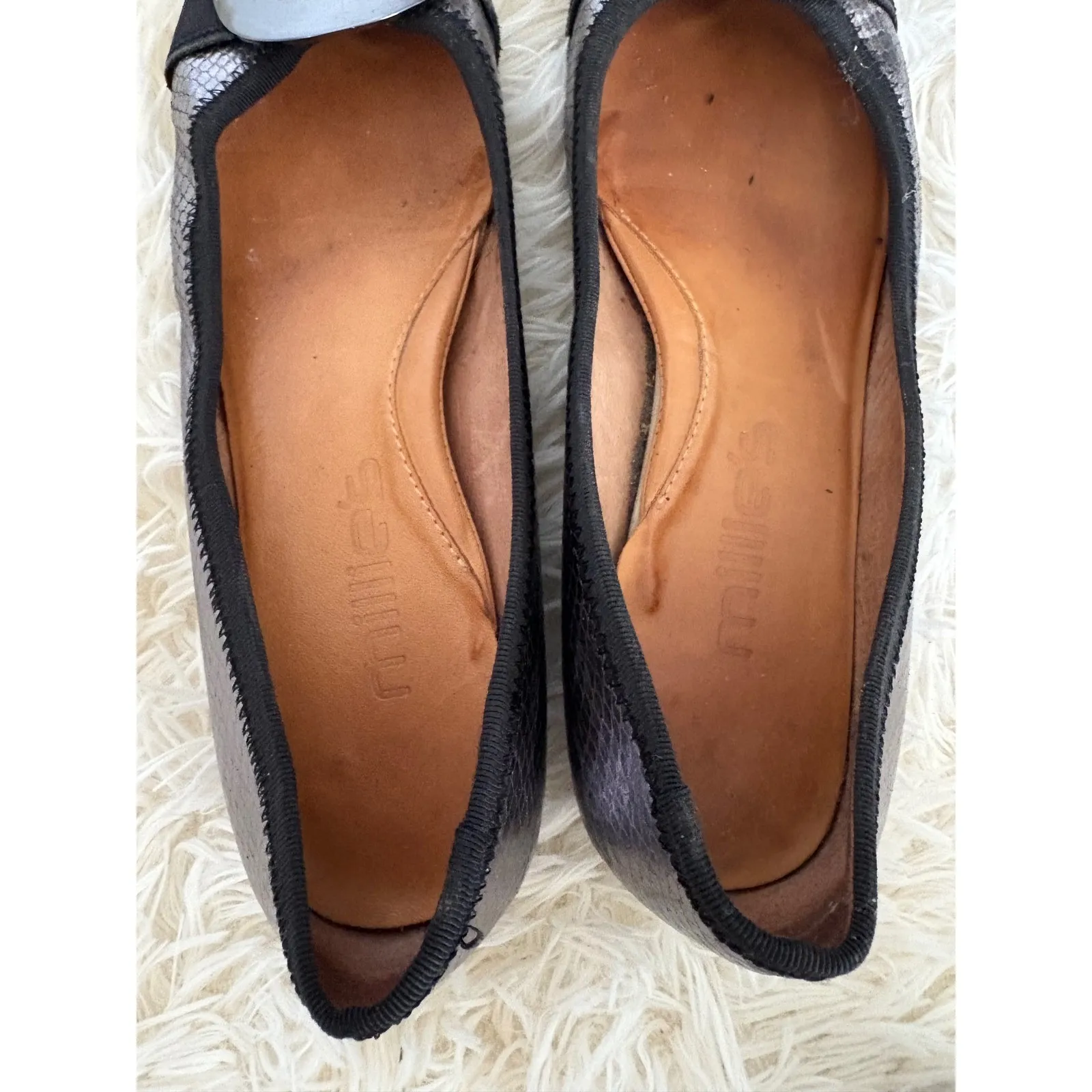 Millie's‎ Silver Snake Print Ballet Flats with Black Square Buckle Detail Size 6 - Image 7