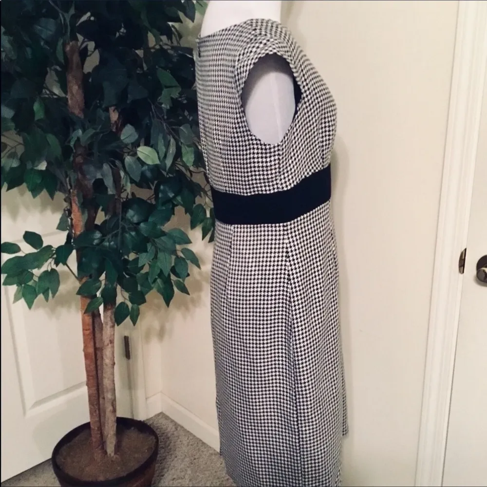 Bice Black & White Houndstooth Cap Sleeve Sheath Knee Length Modest Dress 8 - Image 4