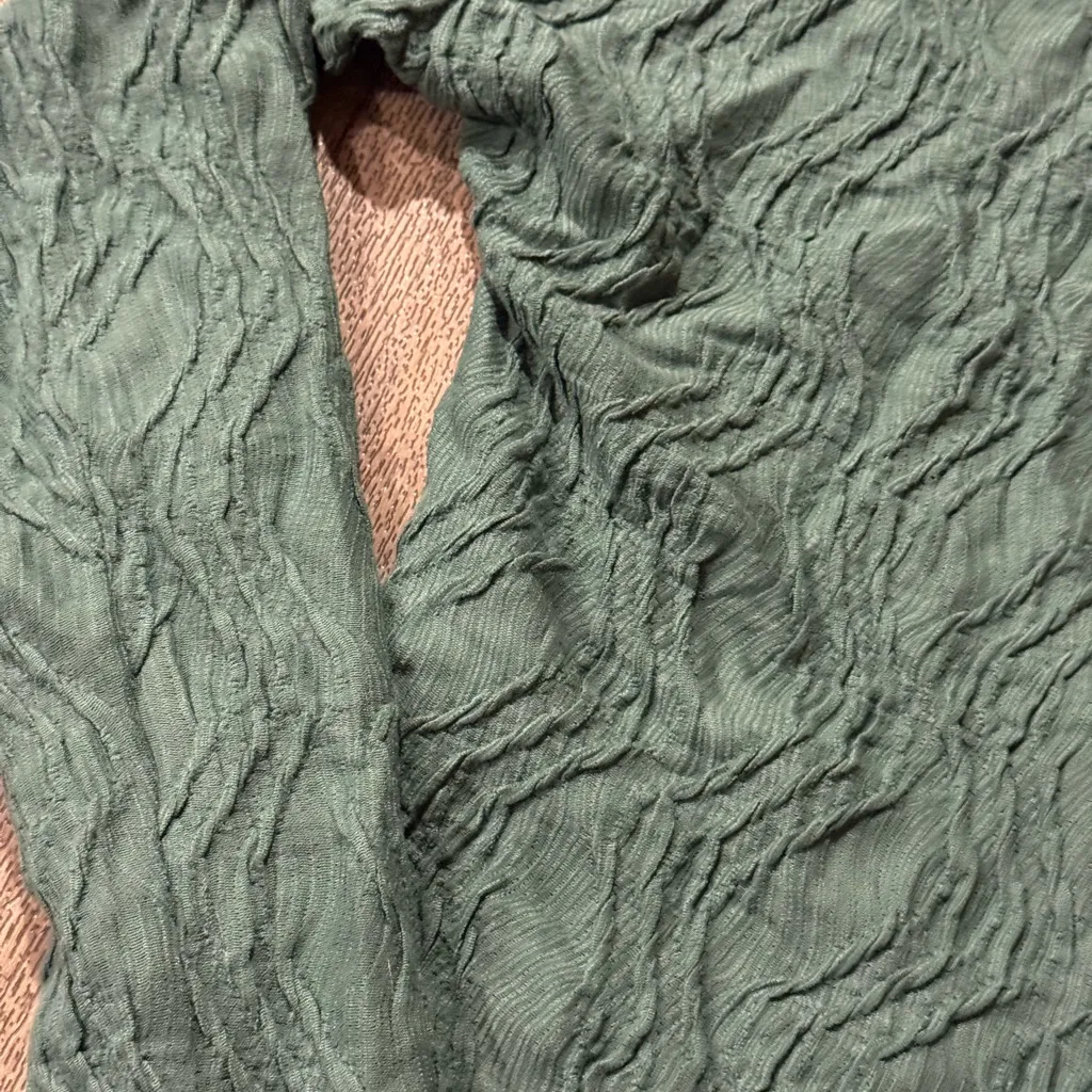 NWT Anthropologie Textured Funnel Neck Top Green Size Small - Image 7