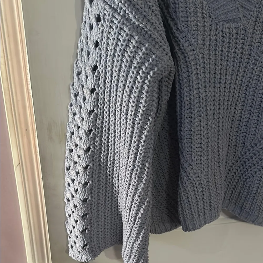 Pink Lily Blue V-Neck Chunky Knit Sweater SzM
NWOT - Image 3