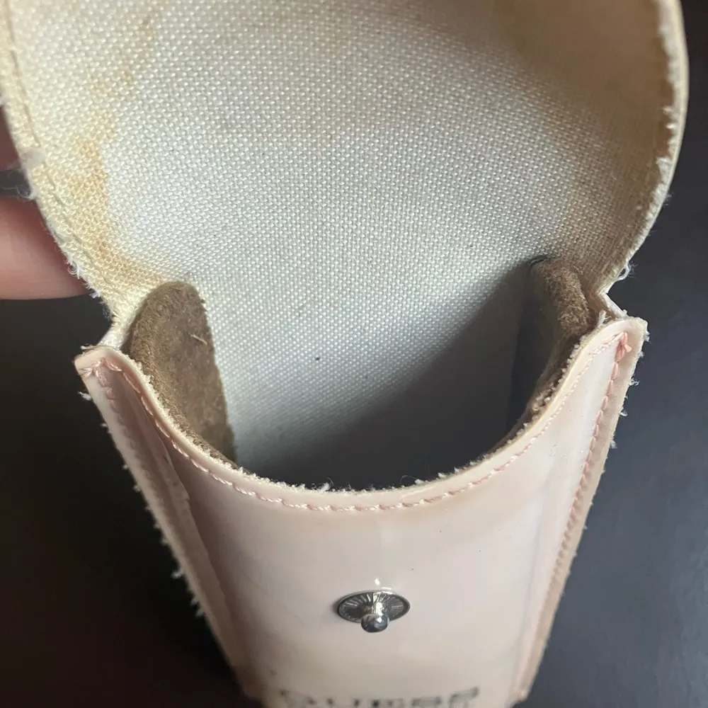 Guess sunglasses case - Image 7