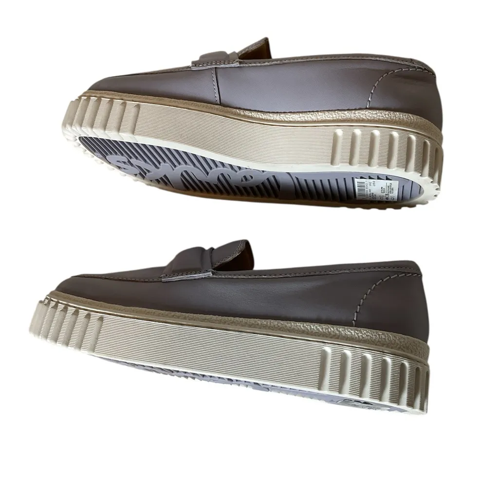 CLARKS Women’s Lilac Leather Mayhill Cove Loafers Size 6 1/2 - Image 2