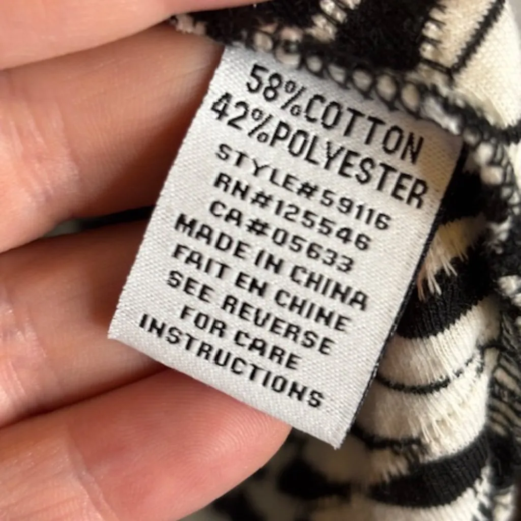 Habitat Blouse Women's Size Medium Zebra Stripes oversized abstract black white - Image 4