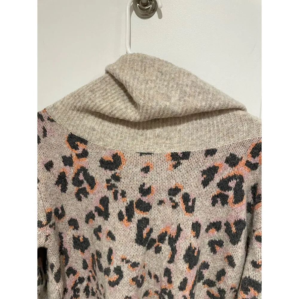 Anthropologie leopard print gray wool cowlneck sweater medium - Image 3