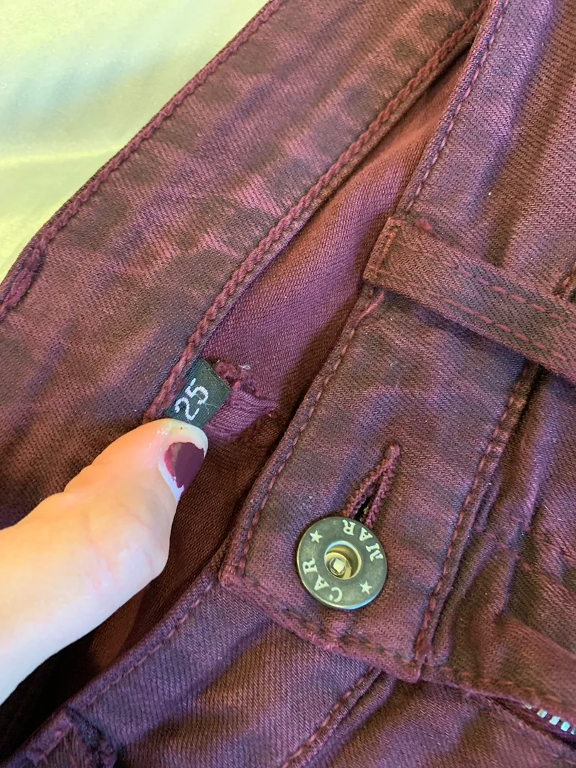 Low Rise Jeans - Image 6