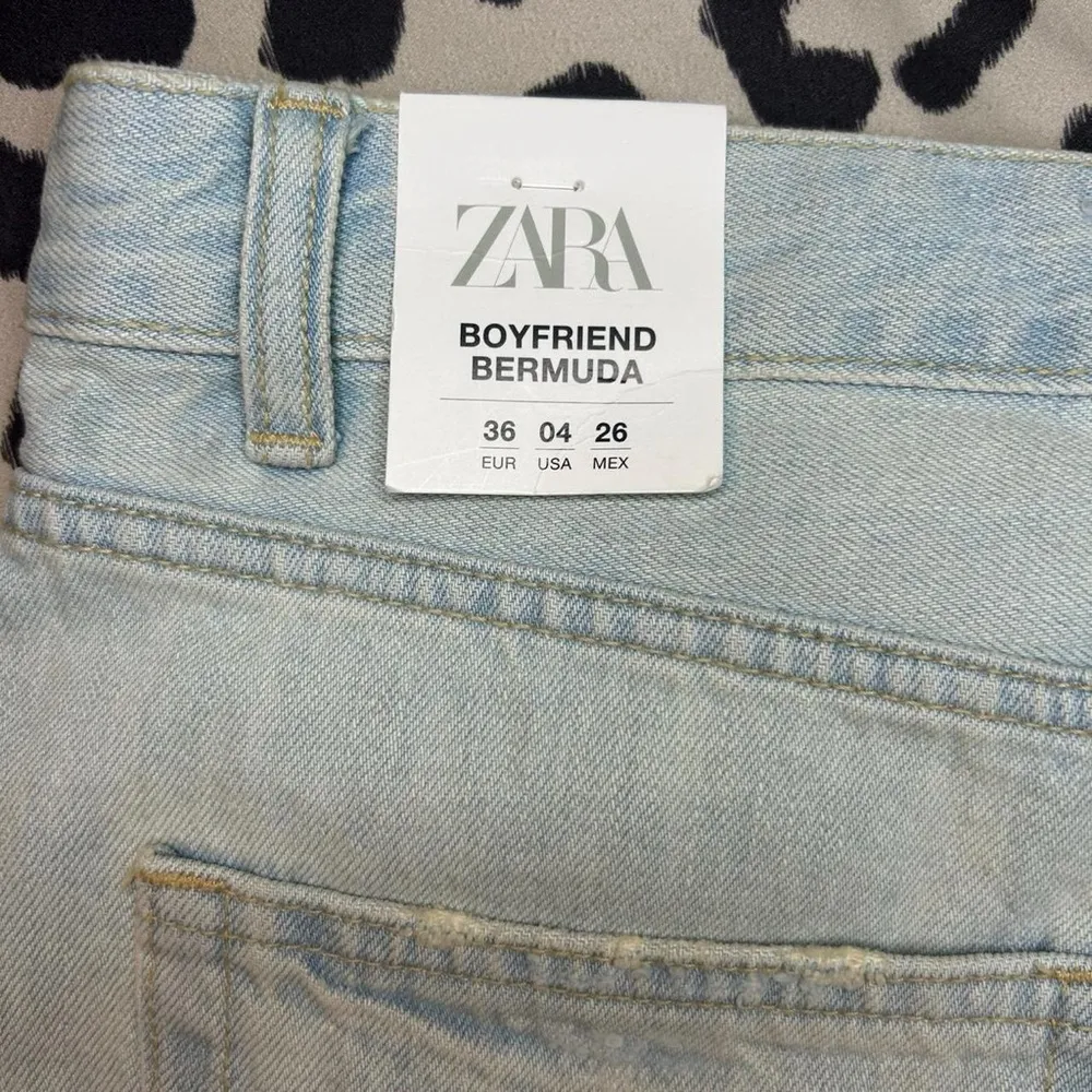 NWT Zara Boyfriend Bermuda Cutoff Shorts – Size 4 | Light Wash, High Rise - Image 6