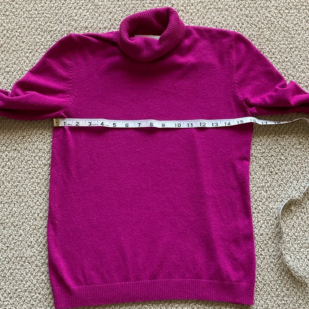 Vintage Petite Sophisticate Textured Turtleneck Blouse Top Work Clothes Small - Image 4