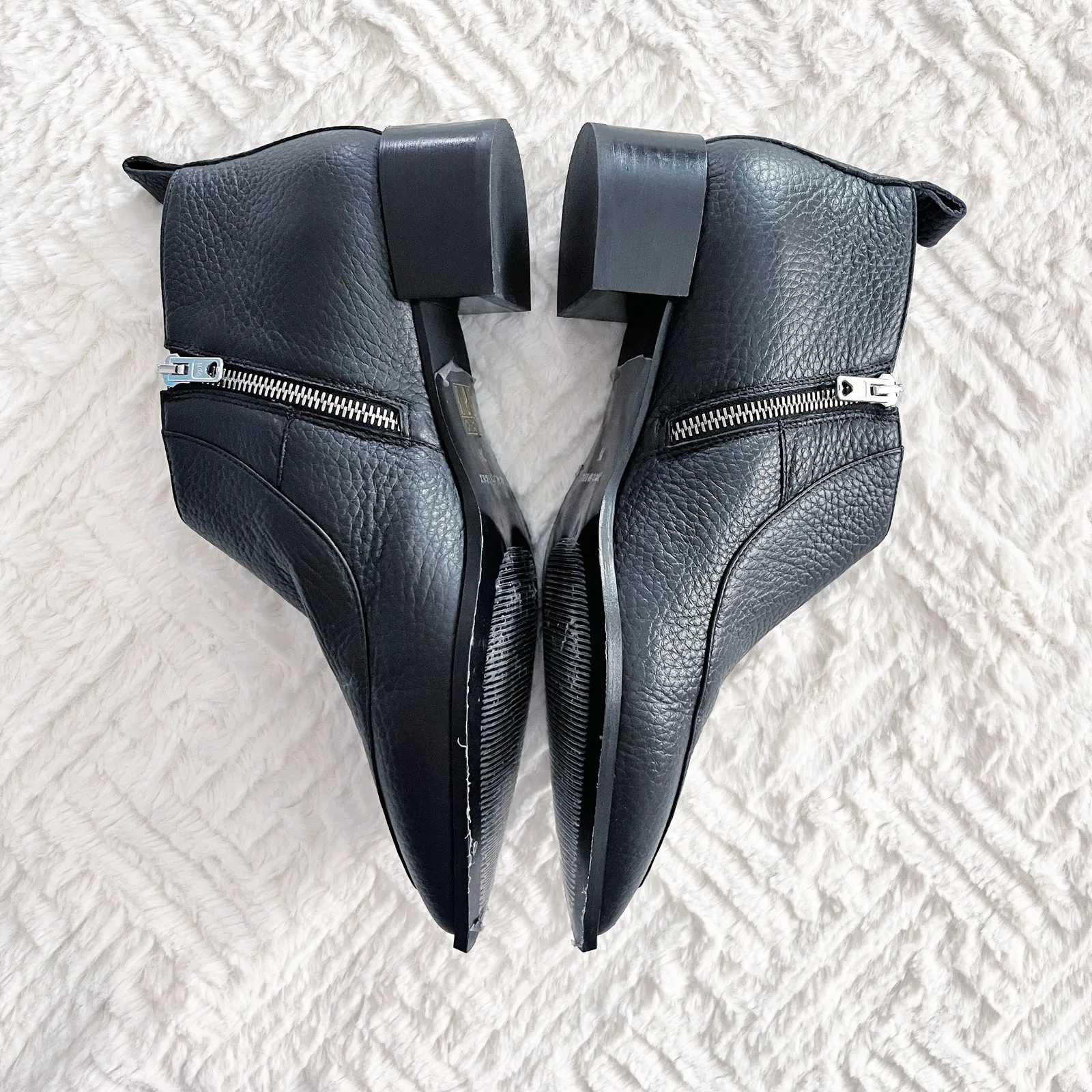 Everlane Boss Black Pebbled Leather Ankle Booties - Image 5