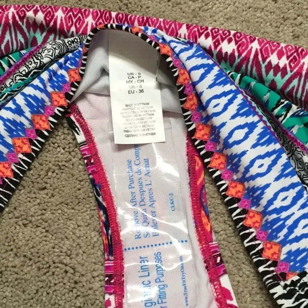 New. Kenneth Cole bikini set. - Image 10