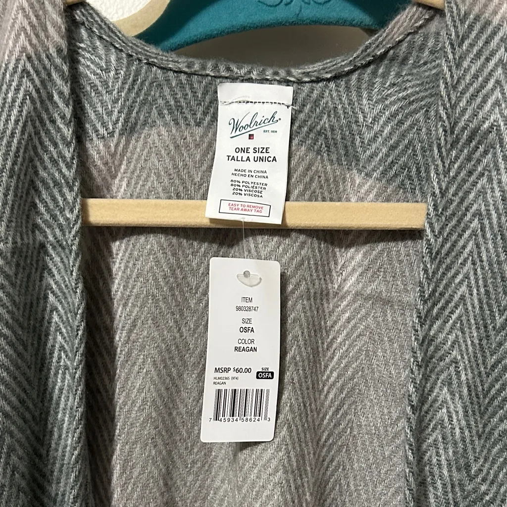 Woolrich  Gray Chevron Pattern Poncho - Image 2