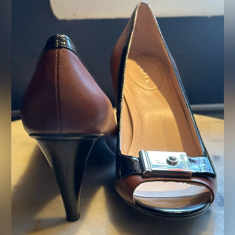 Calvin Klein Business Formal Brown & Black Shoe Metal Buckle Peep Toe SZ… - Image 2