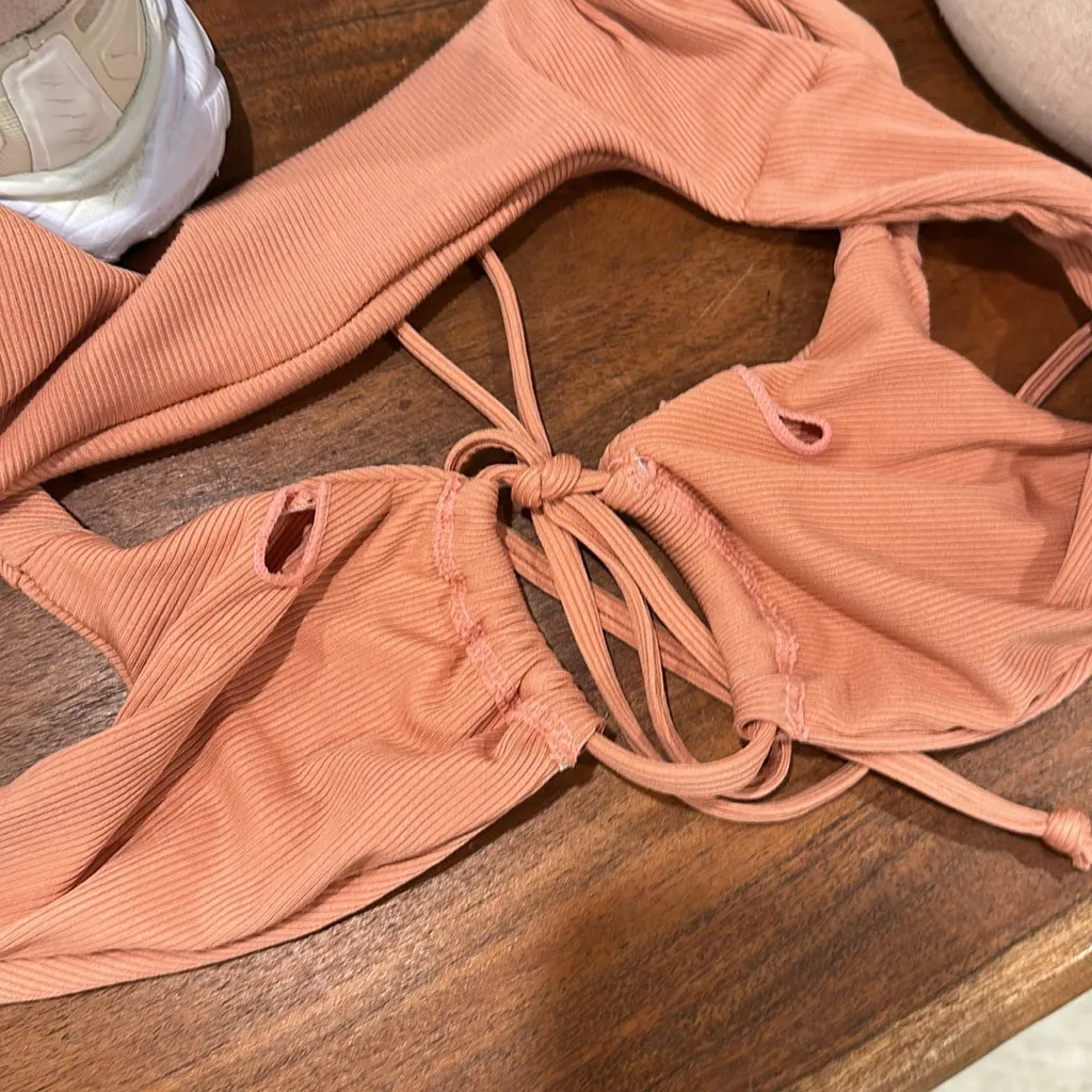 Coral Ribbed Bikini Set - Image 4