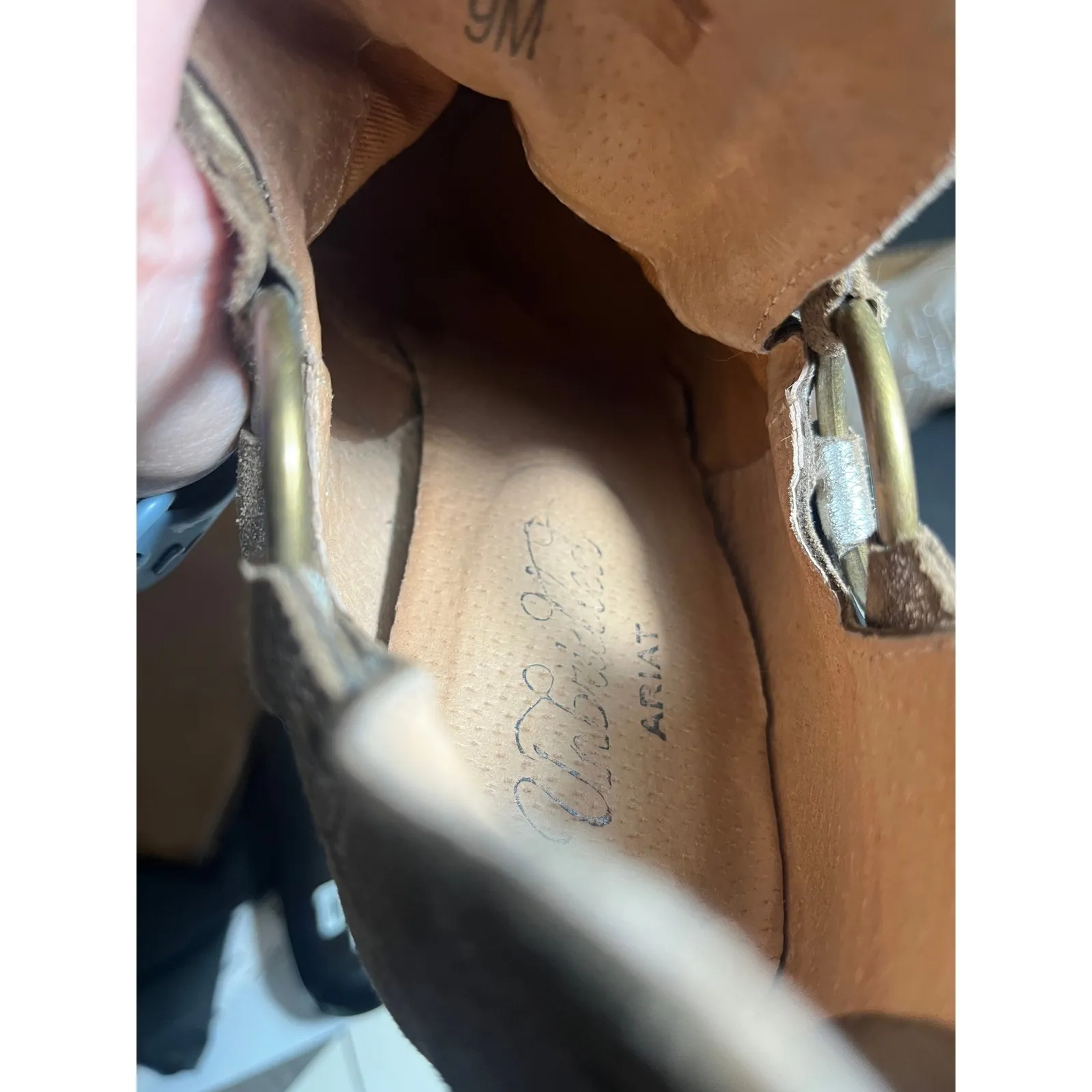 Ariat Unbridled Jaelle Western Leather Metallic Zipper Ankle Booties Boots 9M - Image 7