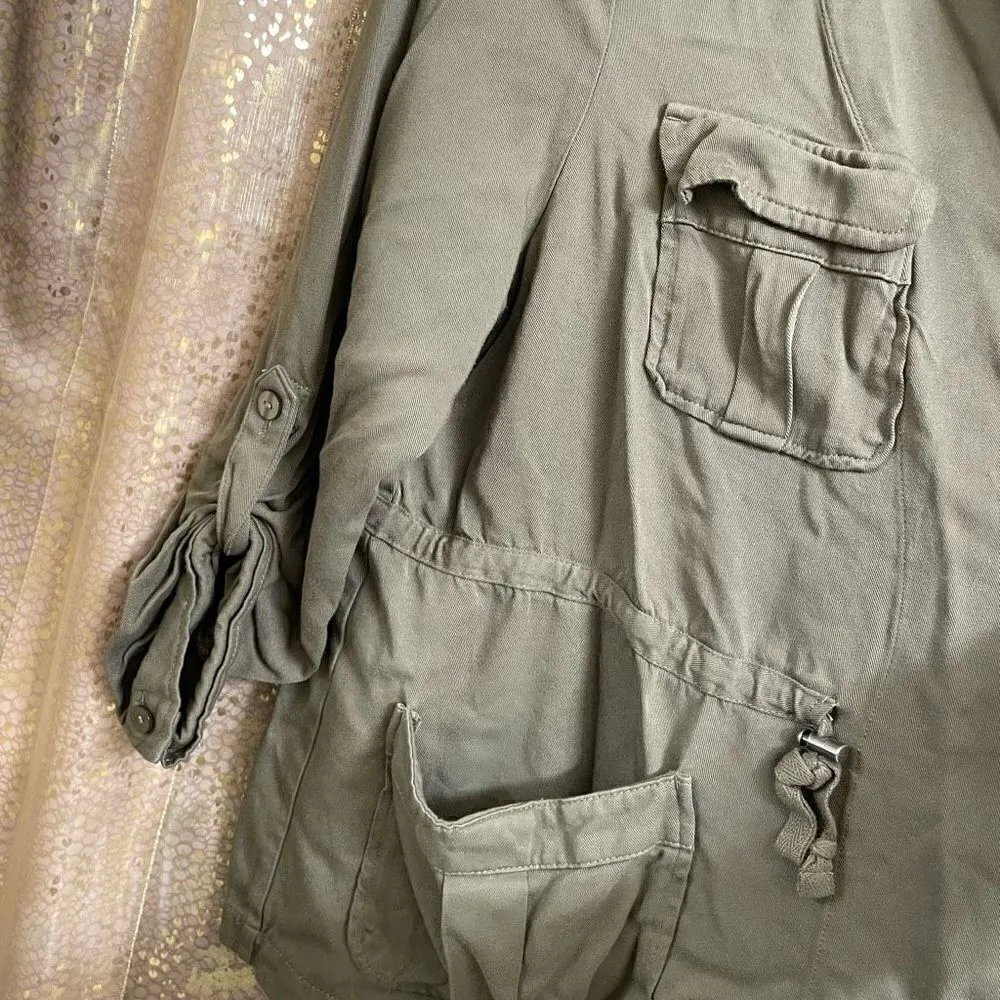 Torrid Army Green Light Weight Drape Front Anorak Top 00 Medium/10 - Image 3