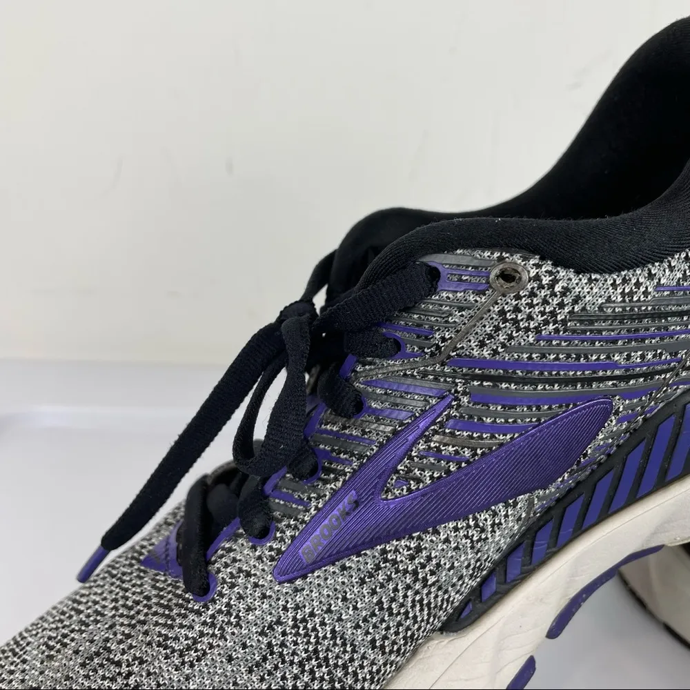 Brooks Adrenaline GTS 19 Athletic Running Shoes Sz 8 Grey Purple - Image 6