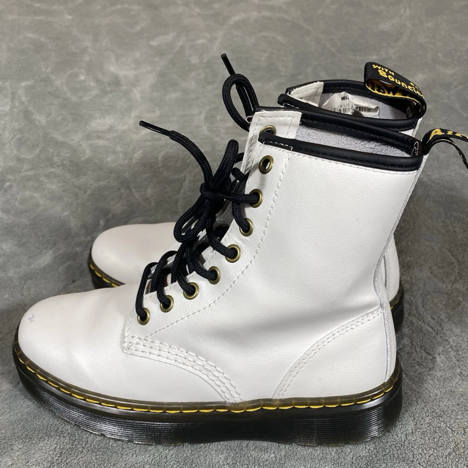 Dr. Doc Martens White Leather Combat Boots Women 5 Smooth Lace Up Bouncing Soles - Image 5