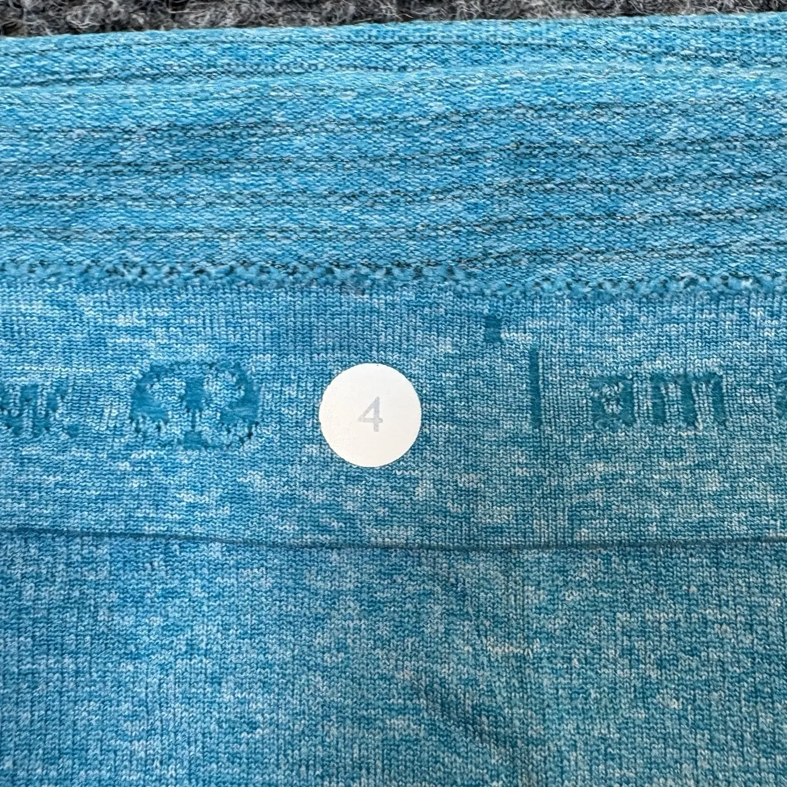 Lululemon Tank Top Womens 4 Racerback Swiftly Tech Seamless Athletic Gym Yoga - Image 5