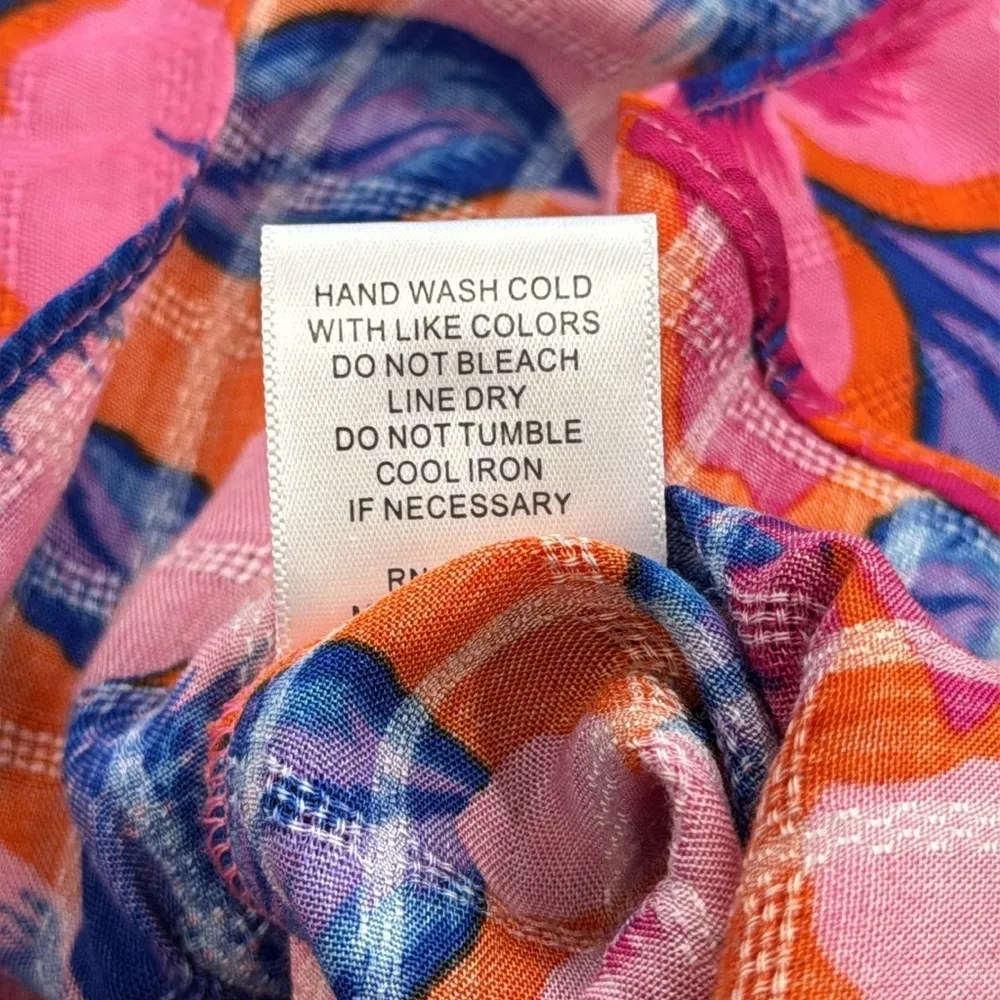 Rose & Olive NWT Pink Floral Print Smocked
Wide Ruffle Strap Top Size Small - Image 11