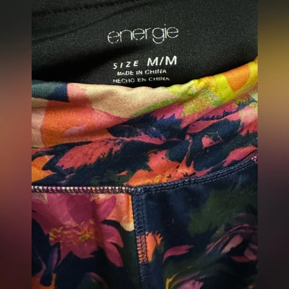 Energie- women’s leggings- size M- polyester material - Image 3