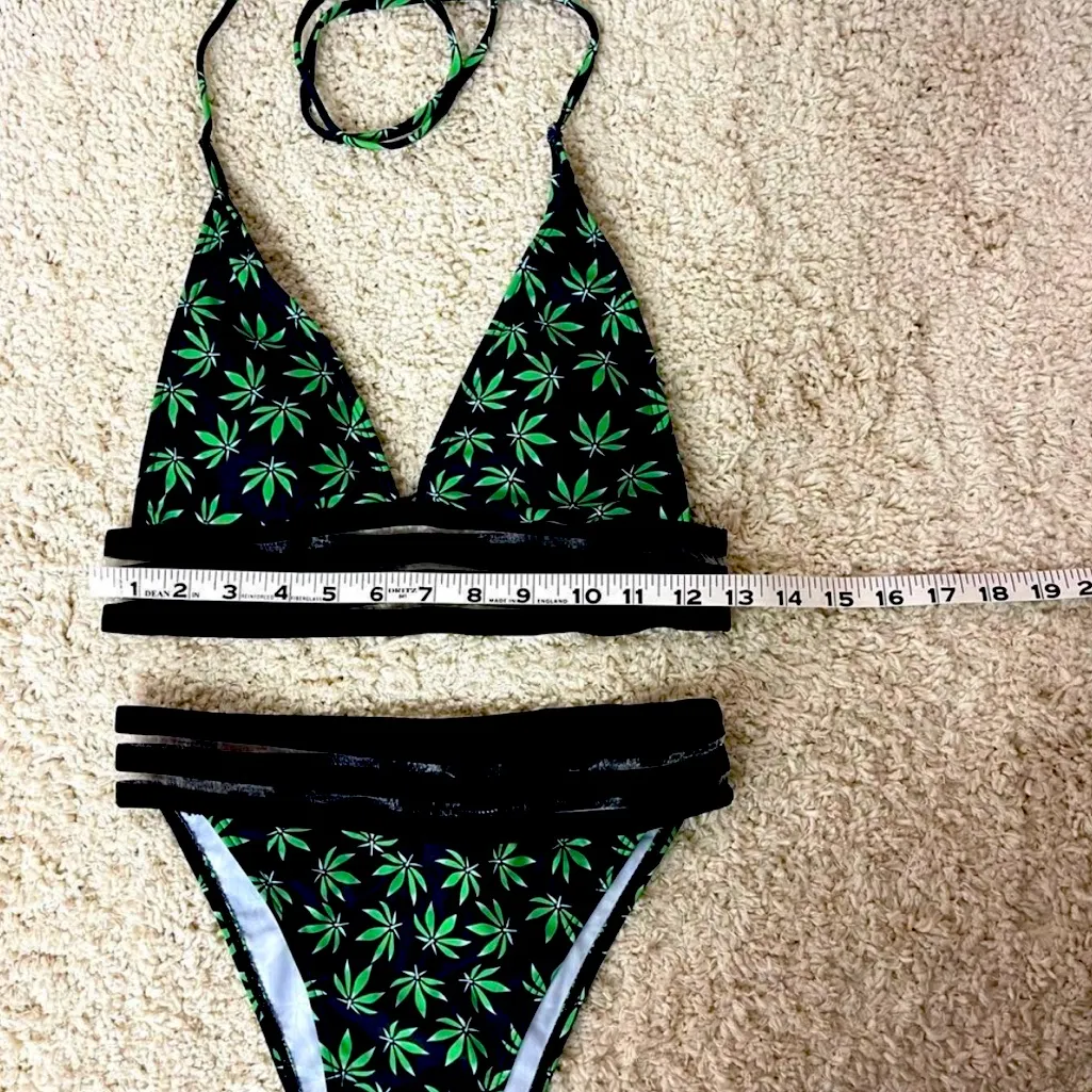 🖤💚SHEIN Leaf Bikini•Size:M•NWOT💚🖤 - Image 2