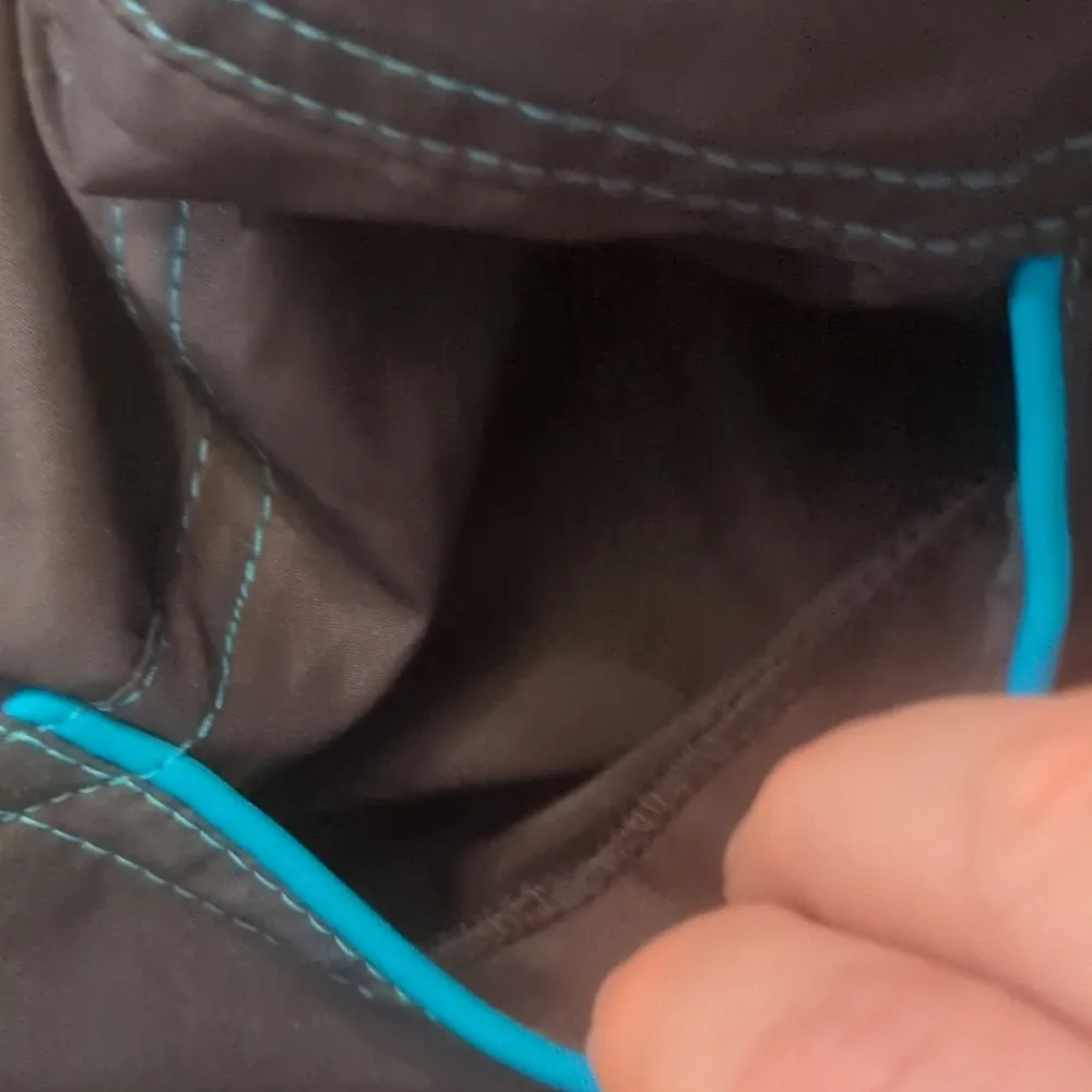 Free country swim shorts size medium NWOT - Image 4