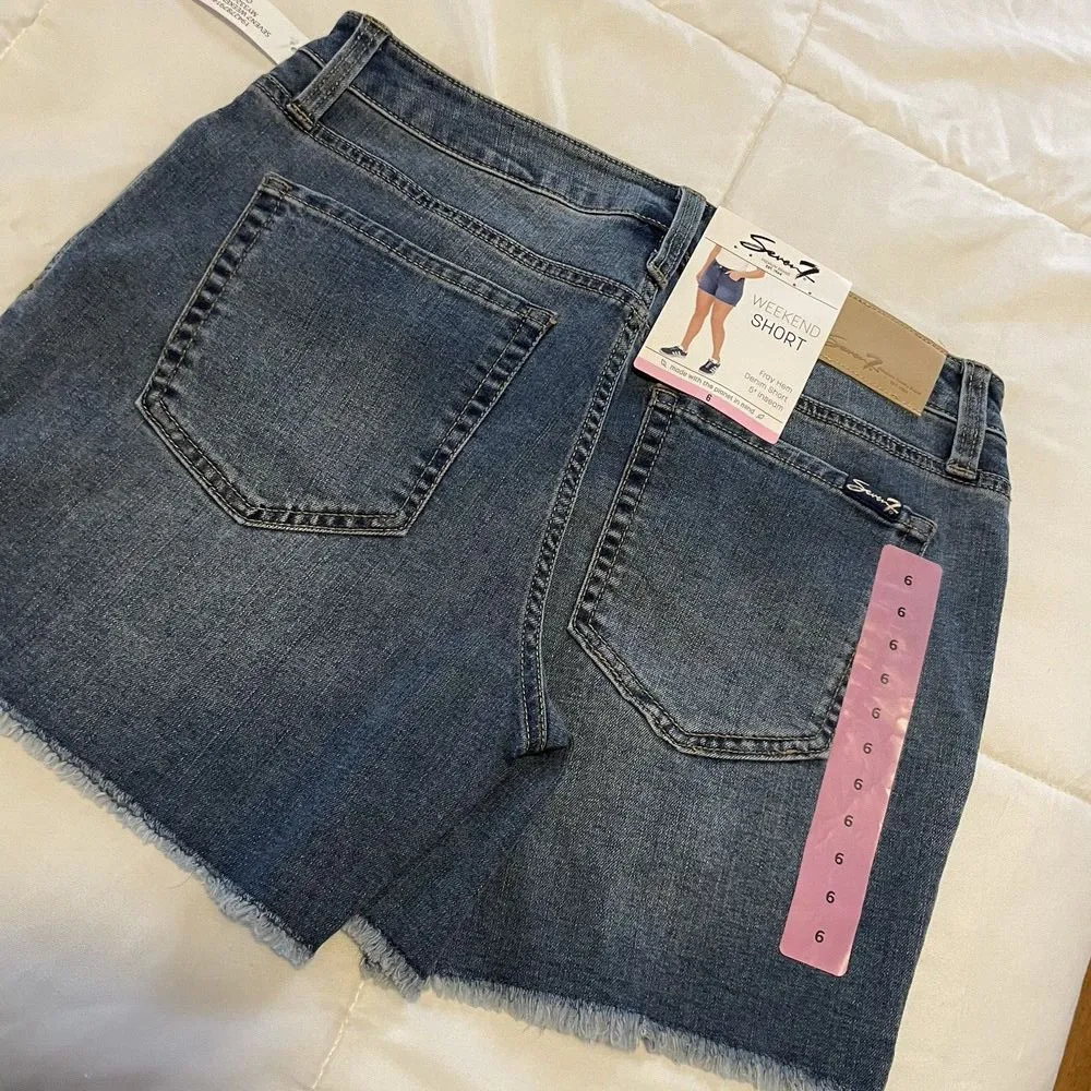 NWT Seven 7 Weekend Denim Short Fray Hem 5" Inseam Size 6 Casual - Image 3