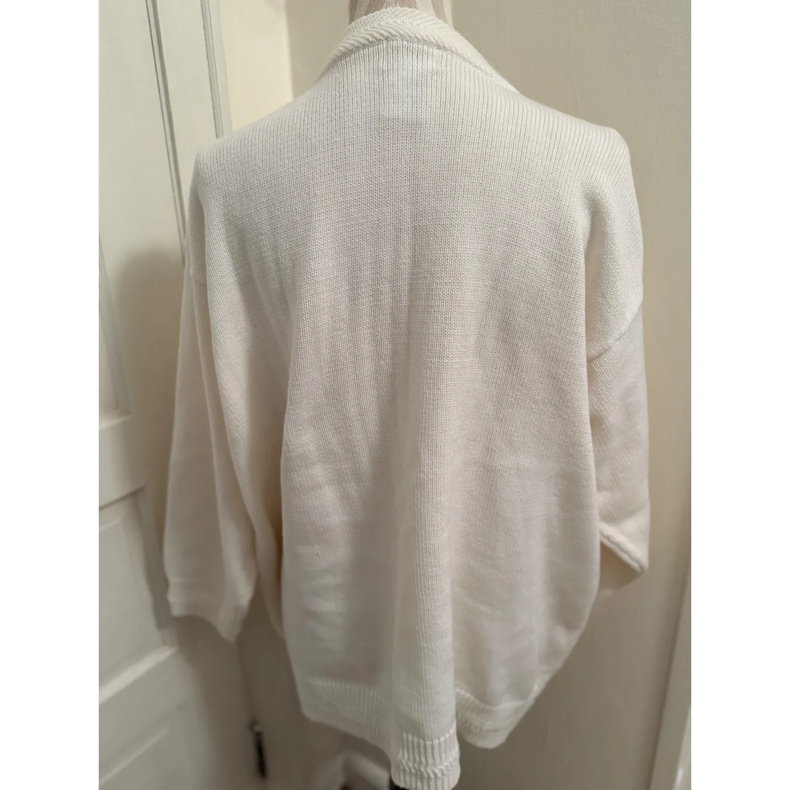 Bobbie Brooks Womens 22W Cream Acrylic Button Front cozyCardigan Sweater Pockets - Image 3