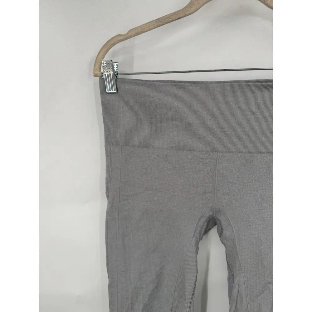 Lululemon Seamless Skinny Compression Legging Women 6 Silver‎ Athletic Yoga Gym Silver - Image 5