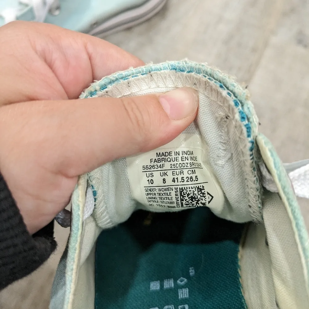 Converse Light Blue Low Top Sneakers Size 10 - Image 12