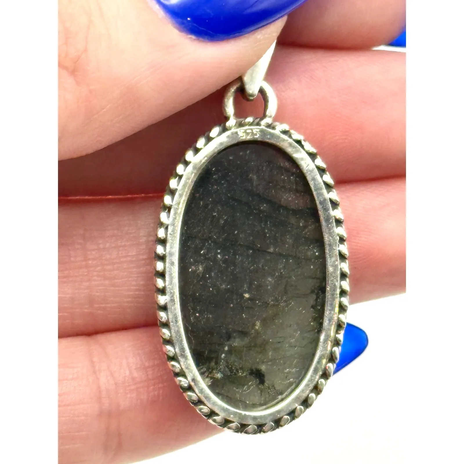 Blue Flash Labradorite Oval Sterling Silver Handmade Pendant - Image 5