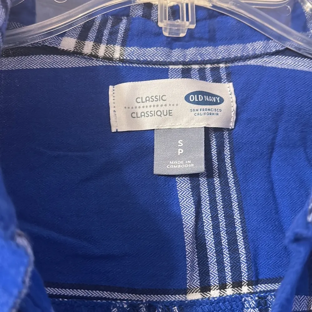 Old Navy Blue Plaid Classic Button Down Small - Image 2