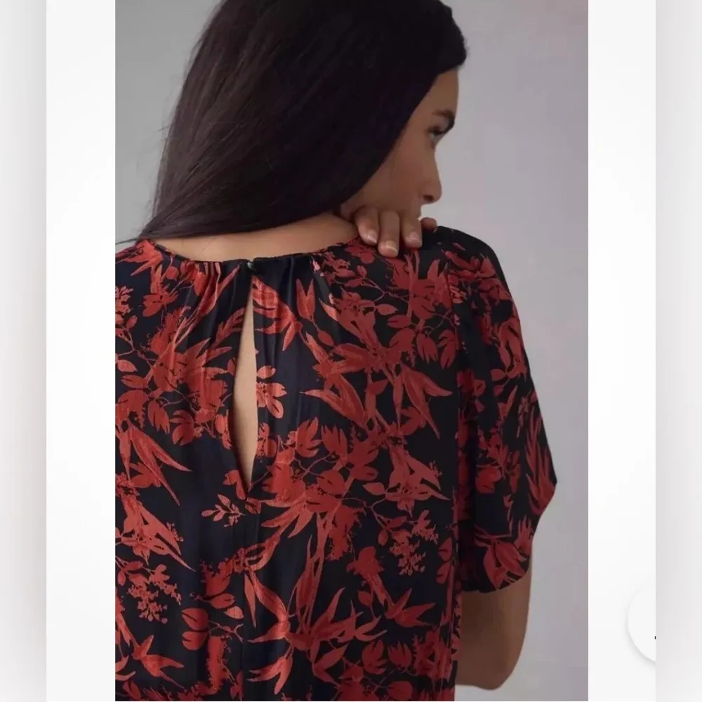 Anthropologie The Somerset Jumpsuit Satin Black Red Floral Print V Neck Small - Image 5