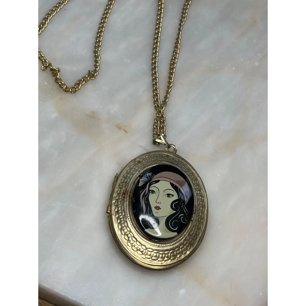 Vintage Art Deco Gold - Image 14