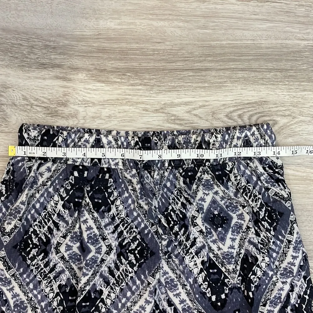 Couture Black & White Aztec Print Women’s Drawstring Elastic Pantlegs Size M - Image 3