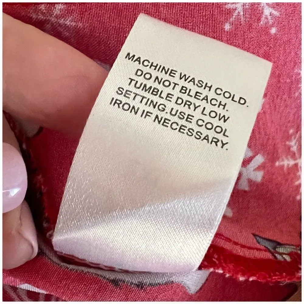 NEW Med Couture Christmas Holiday Scrub Top - Image 9