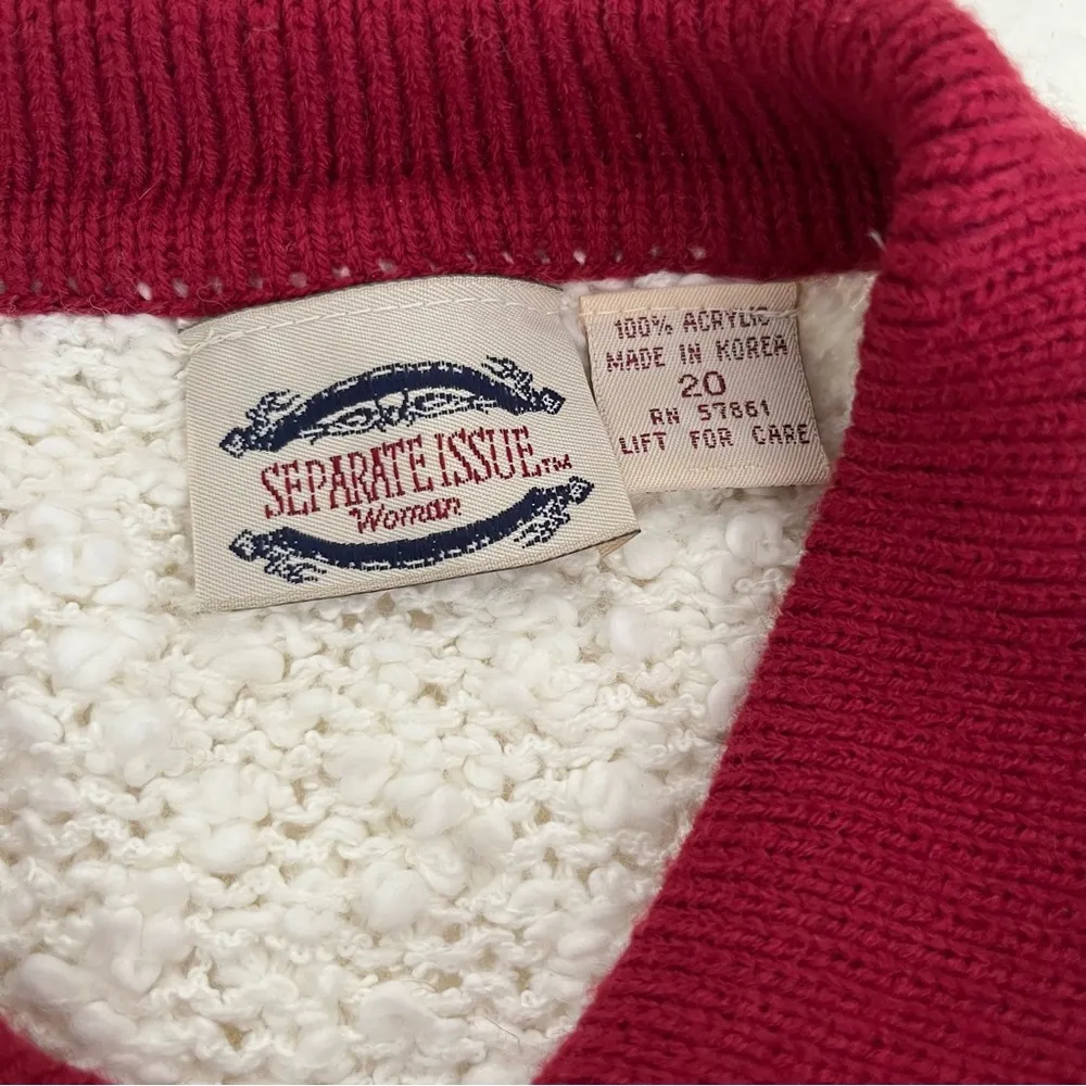 SEPARATE ISSUE Woman Sweater Nubby Knit Floral Appliqués Burgundy Cream VINTAGE Size undefined - Image 7