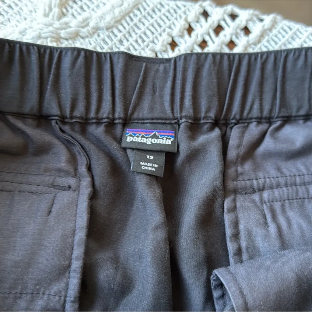 Patagonia Women's Black Ankle Pants - Image 5